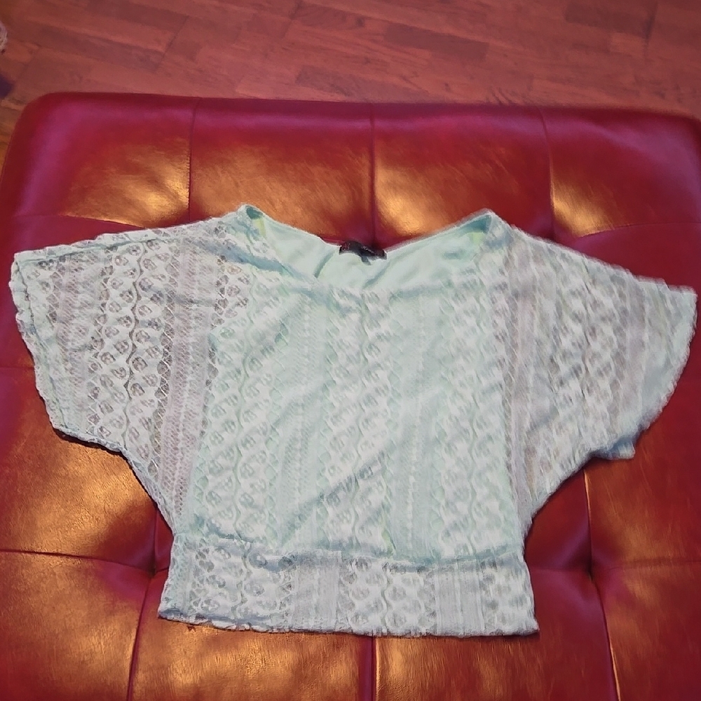 Elegant Lace Women's Top in Light Green